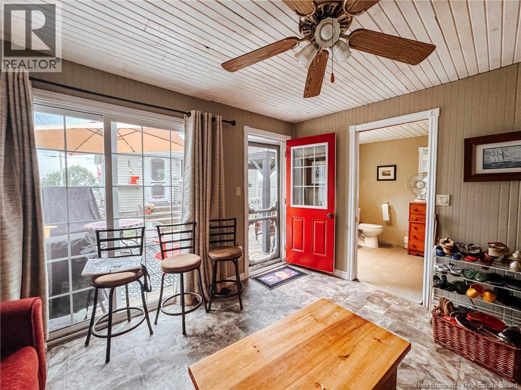 114 Irwin's Point Road - 23
