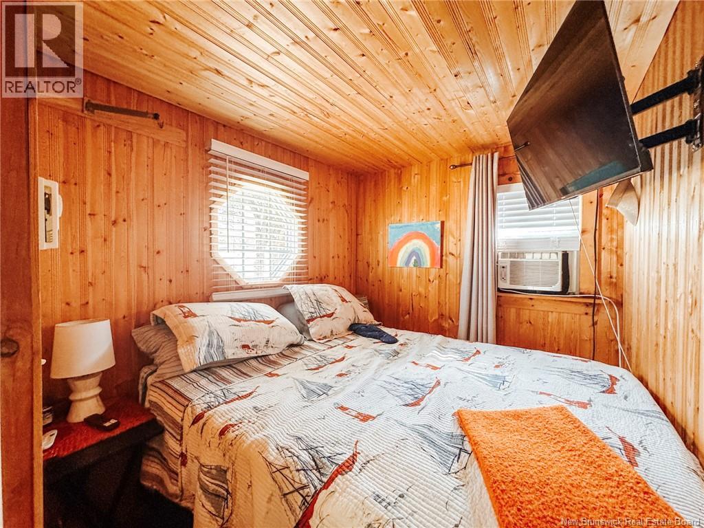 114 Irwin's Point Road - Image 17