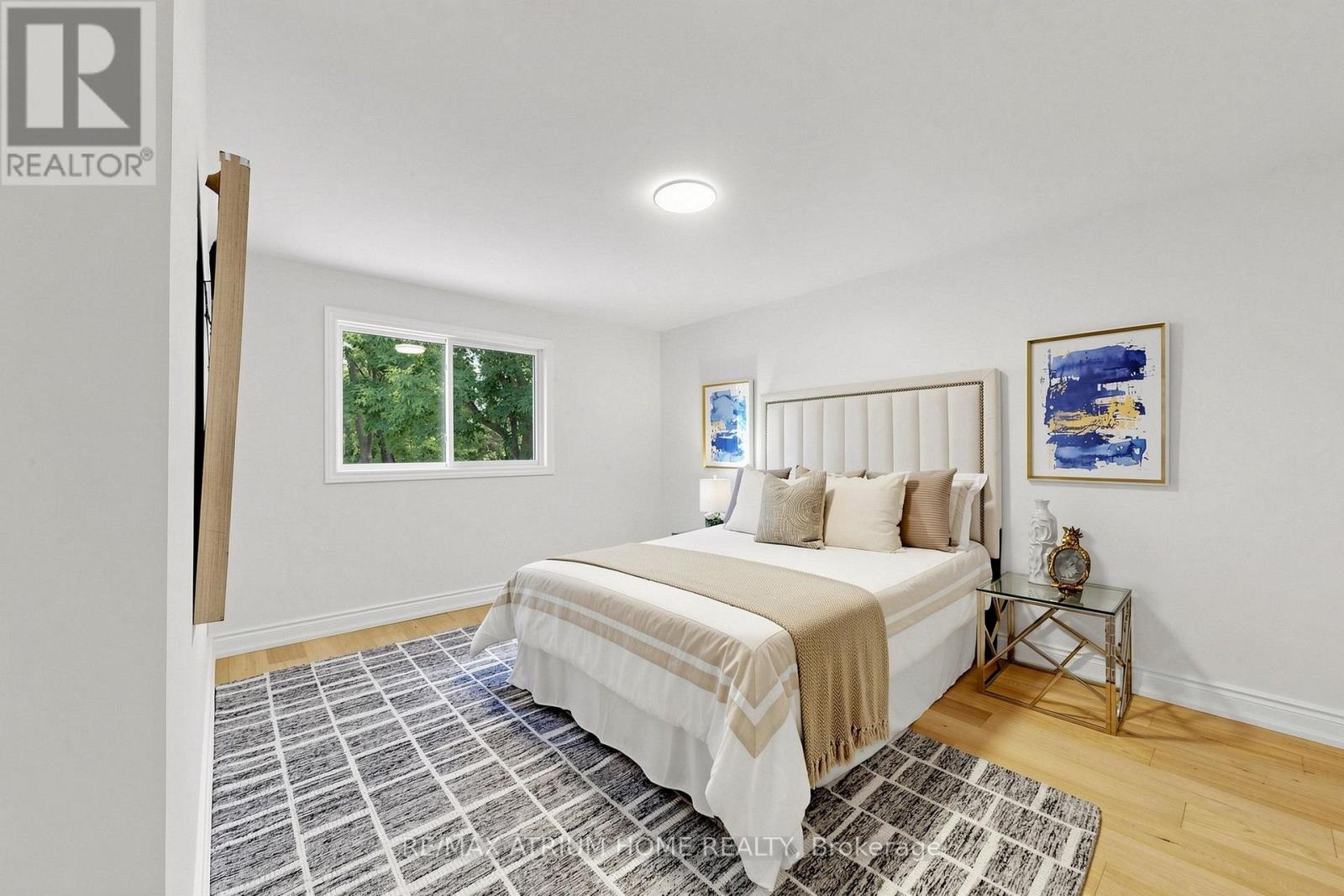 61 HOBART DRIVE - 33