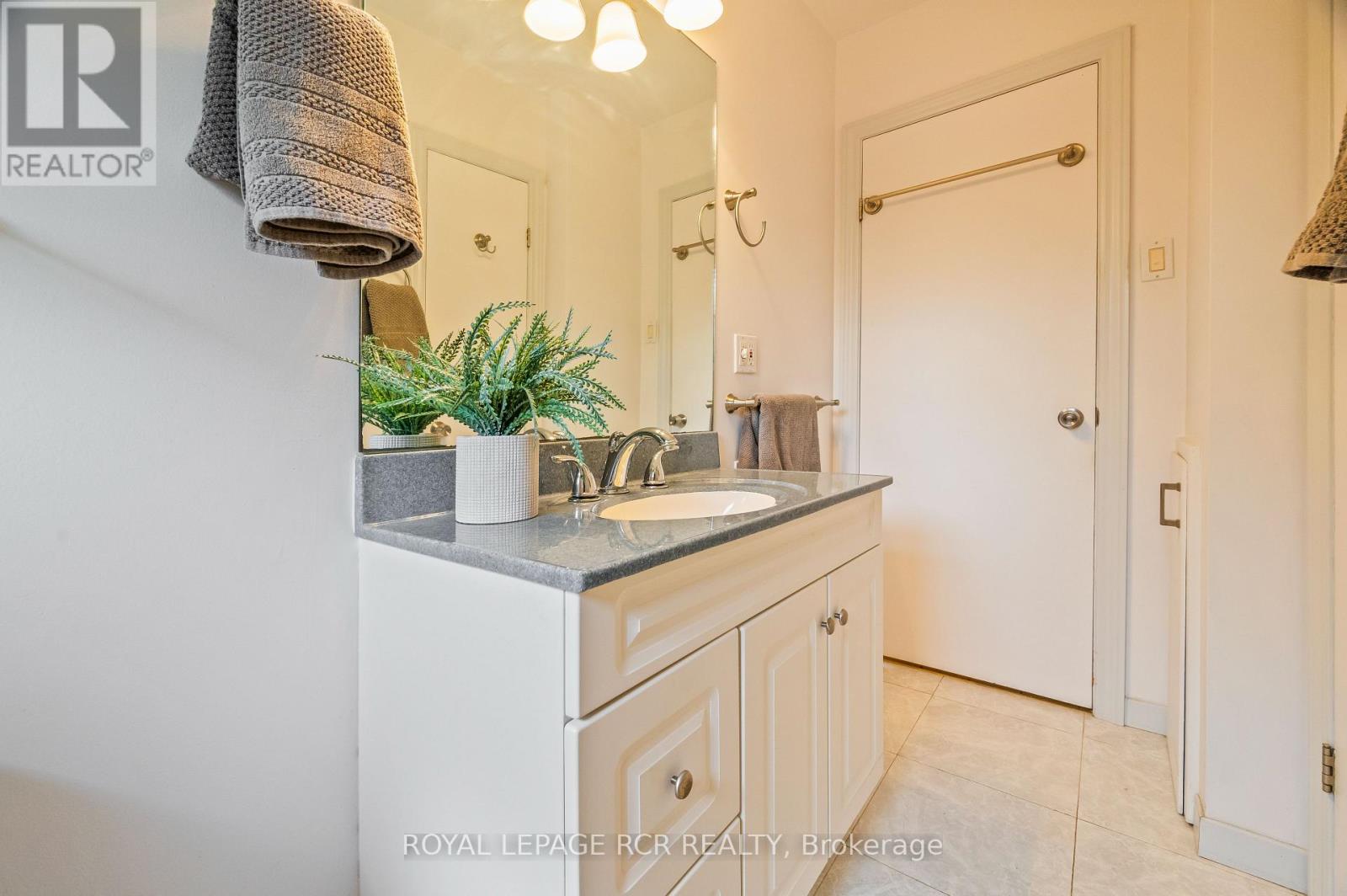 89 TOWN LINE - Image 28