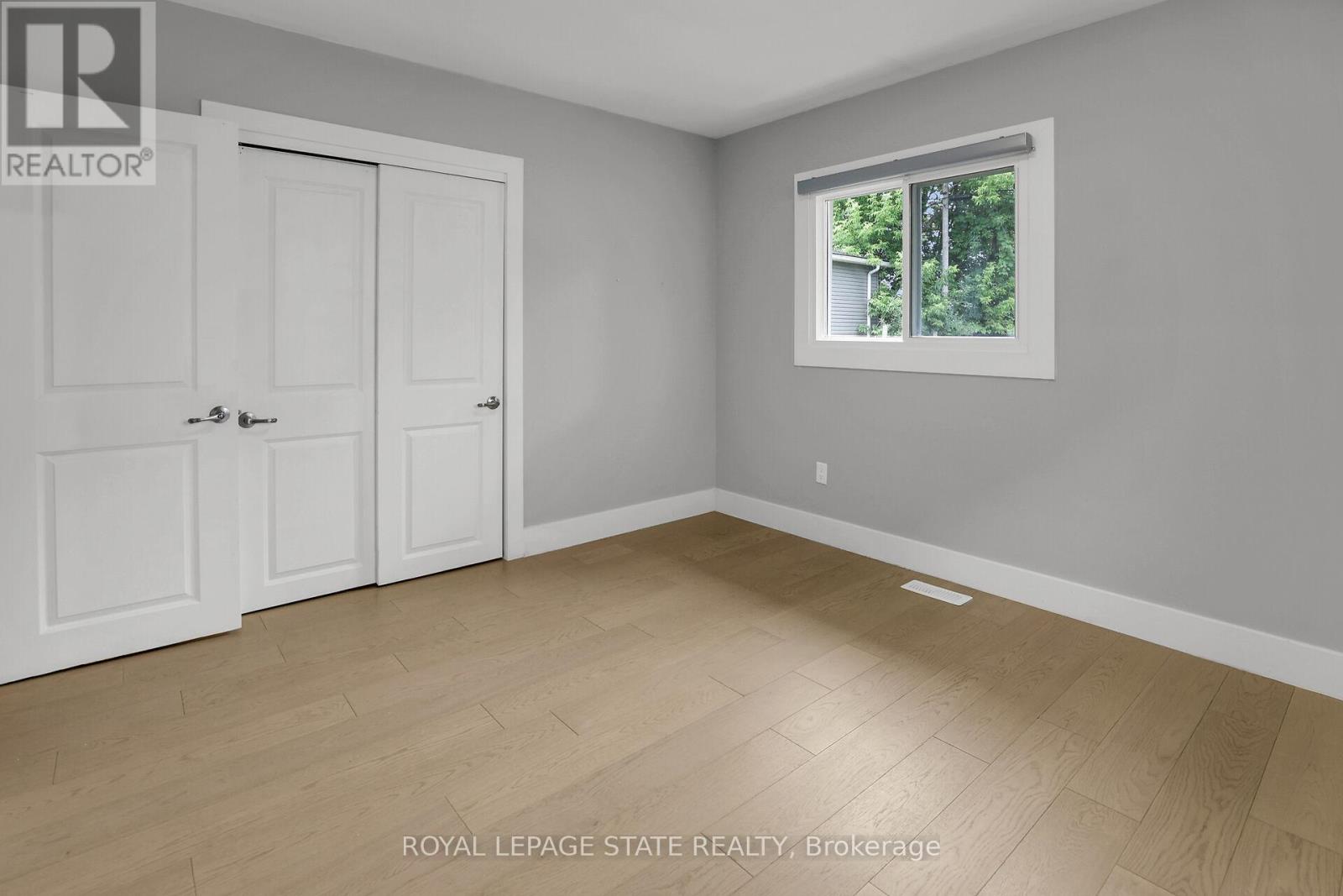 6 LINCOLN AVENUE - 19