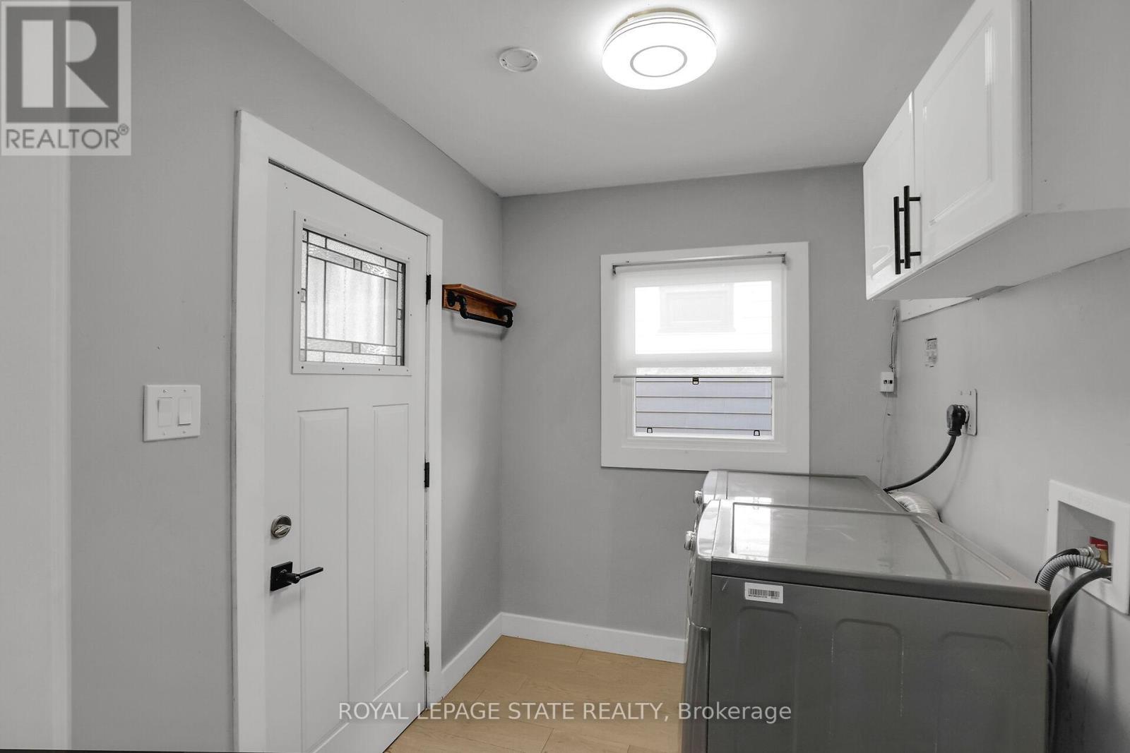 6 LINCOLN AVENUE - 25