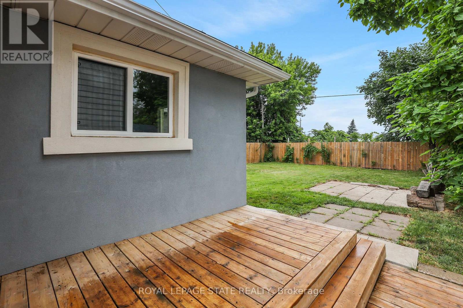6 LINCOLN AVENUE - 29