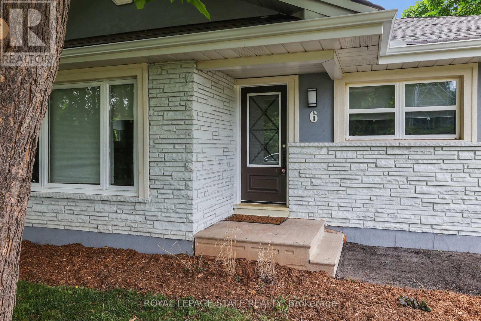 6 LINCOLN AVENUE - 4