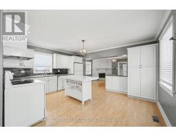 Family room - 76 Main Street E, Mapleton, ON N0G1P0 Photo 13