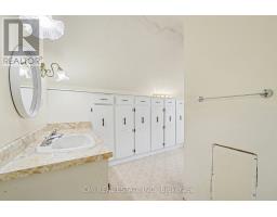 76 Main Street E, Mapleton, ON N0G1P0 Photo 39