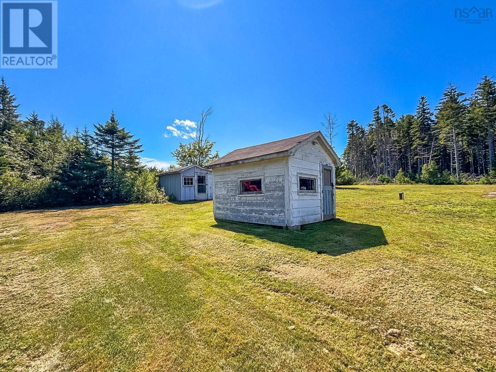 Property 22 of 26 of 1388 New Cumberland Road