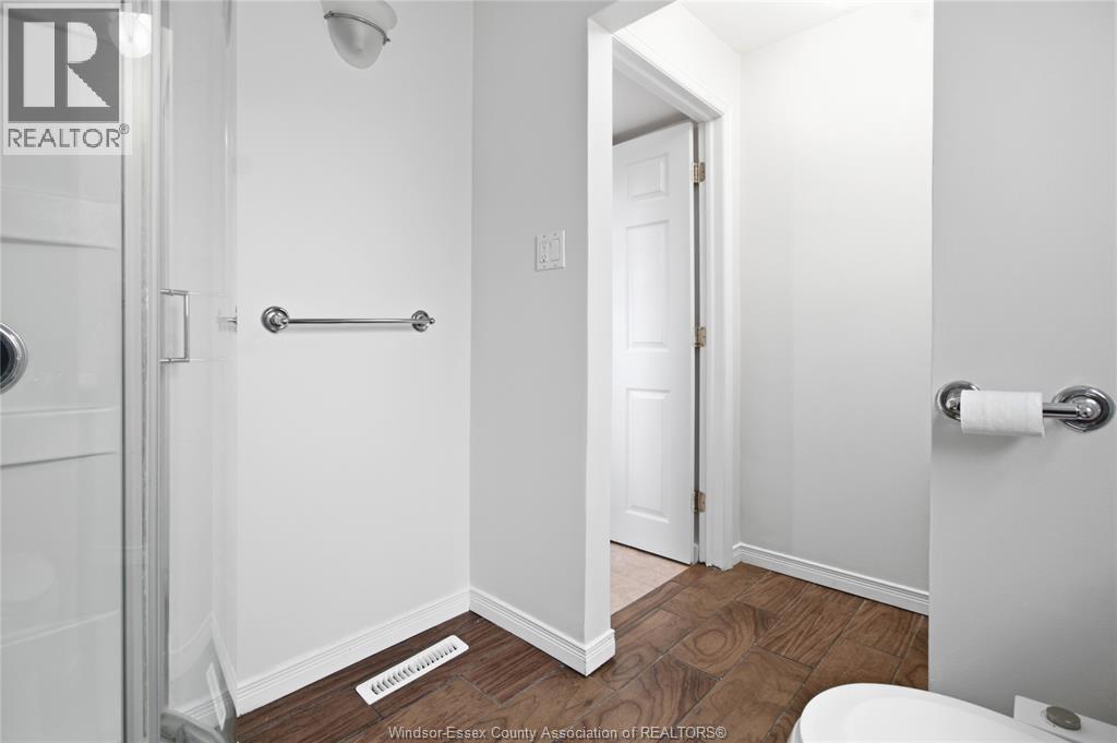 134 ALEXANDER AVENUE - 30