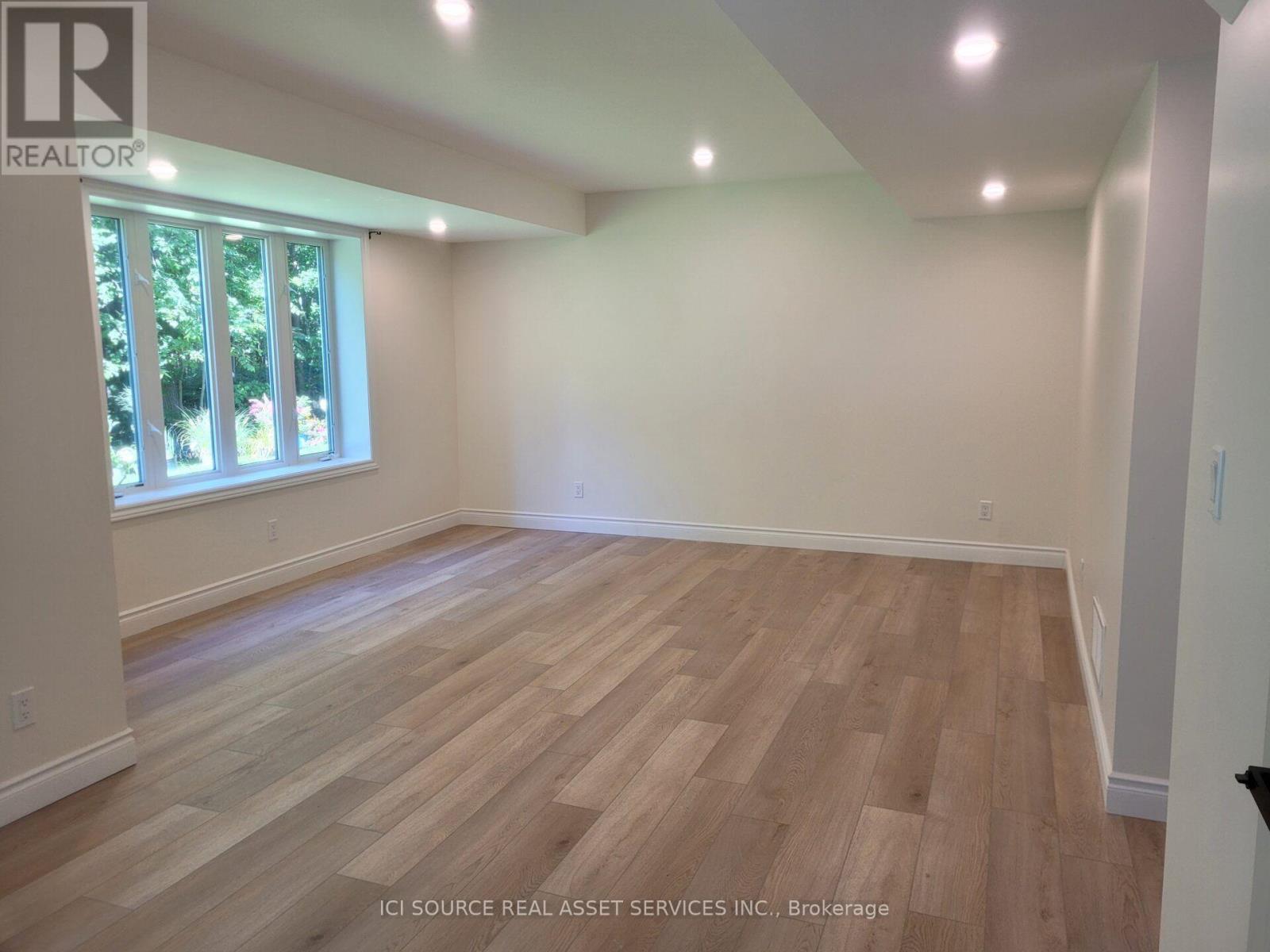 #Lower 66 White Sands Way, Wasaga Beach, Ontario, L9Z0E1, Wasaga Beach, Ontario — photo 4 of 5