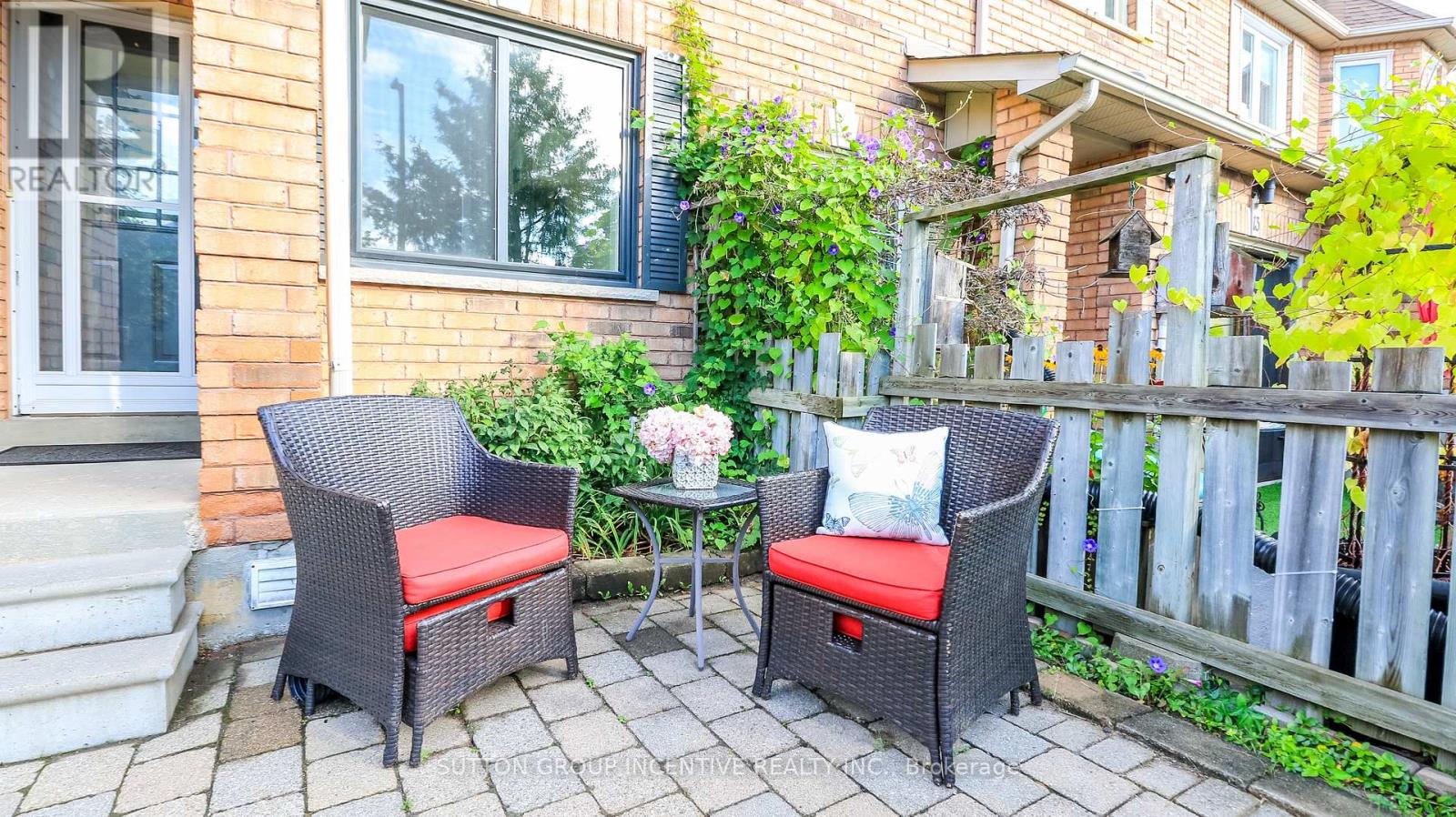 15 BRUCE CRESCENT - Image 4