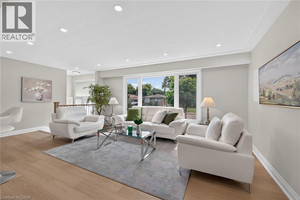 40 PURDY Crescent - 15