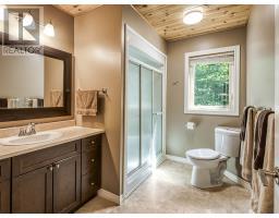 564 Dunlop Shores Rd, Elliot Lake, ON P5A2S9 Photo 30