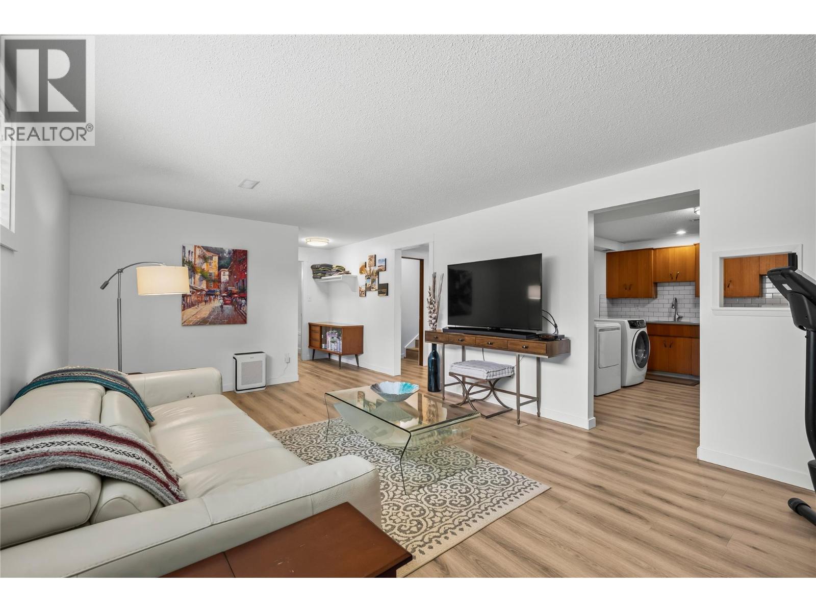 776 Glenwood Avenue, Kelowna