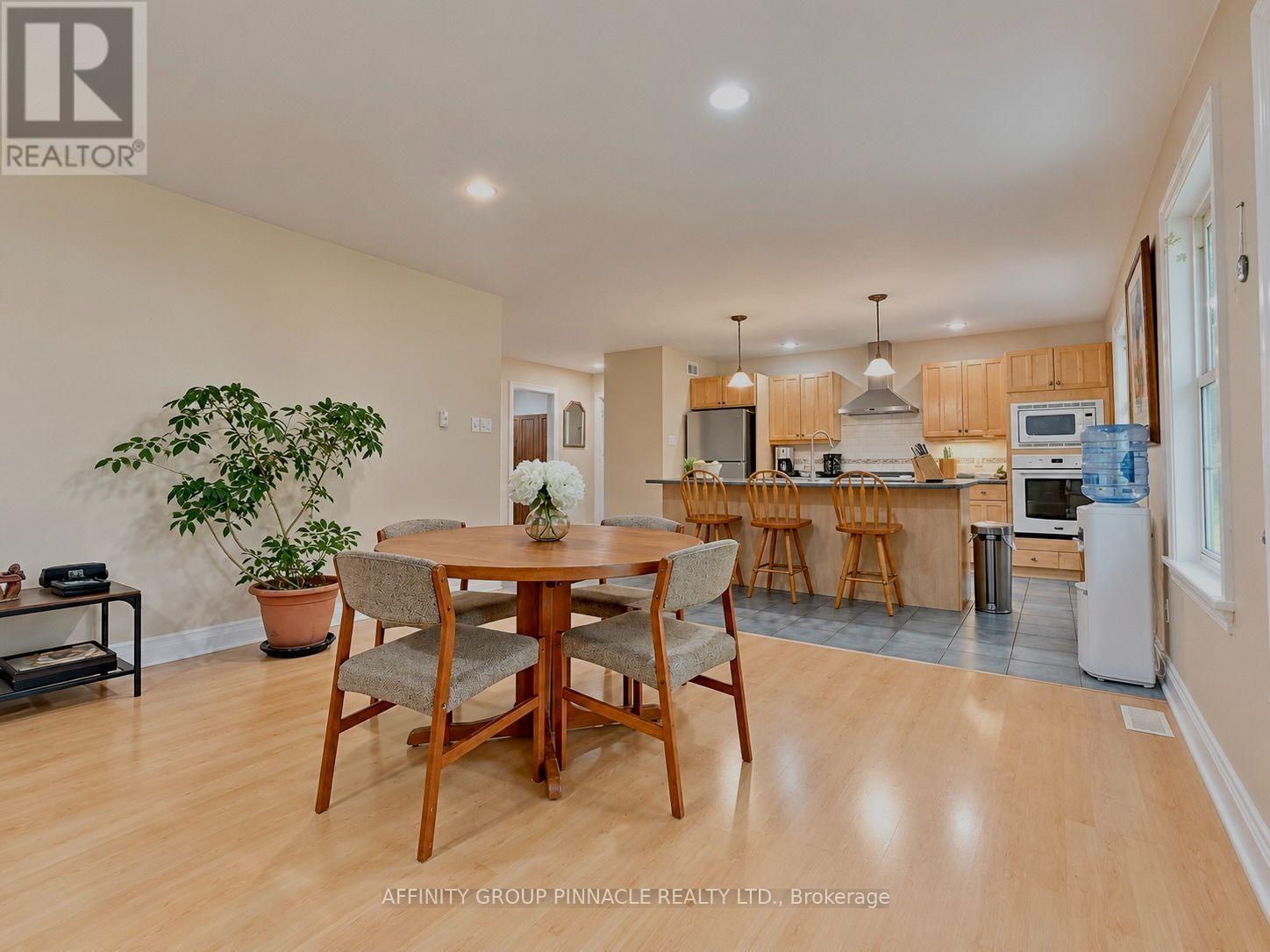 38 WESTVIEW DRIVE - Image 19