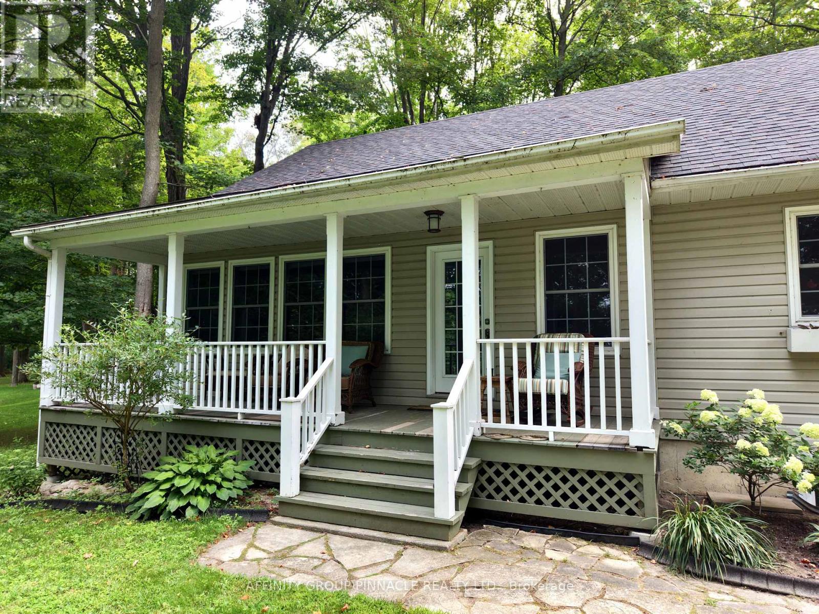 38 WESTVIEW DRIVE - 2