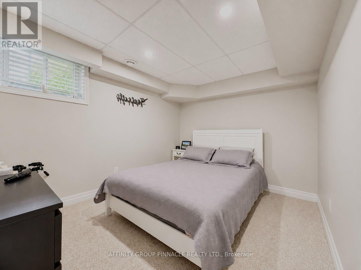 38 WESTVIEW DRIVE - 34
