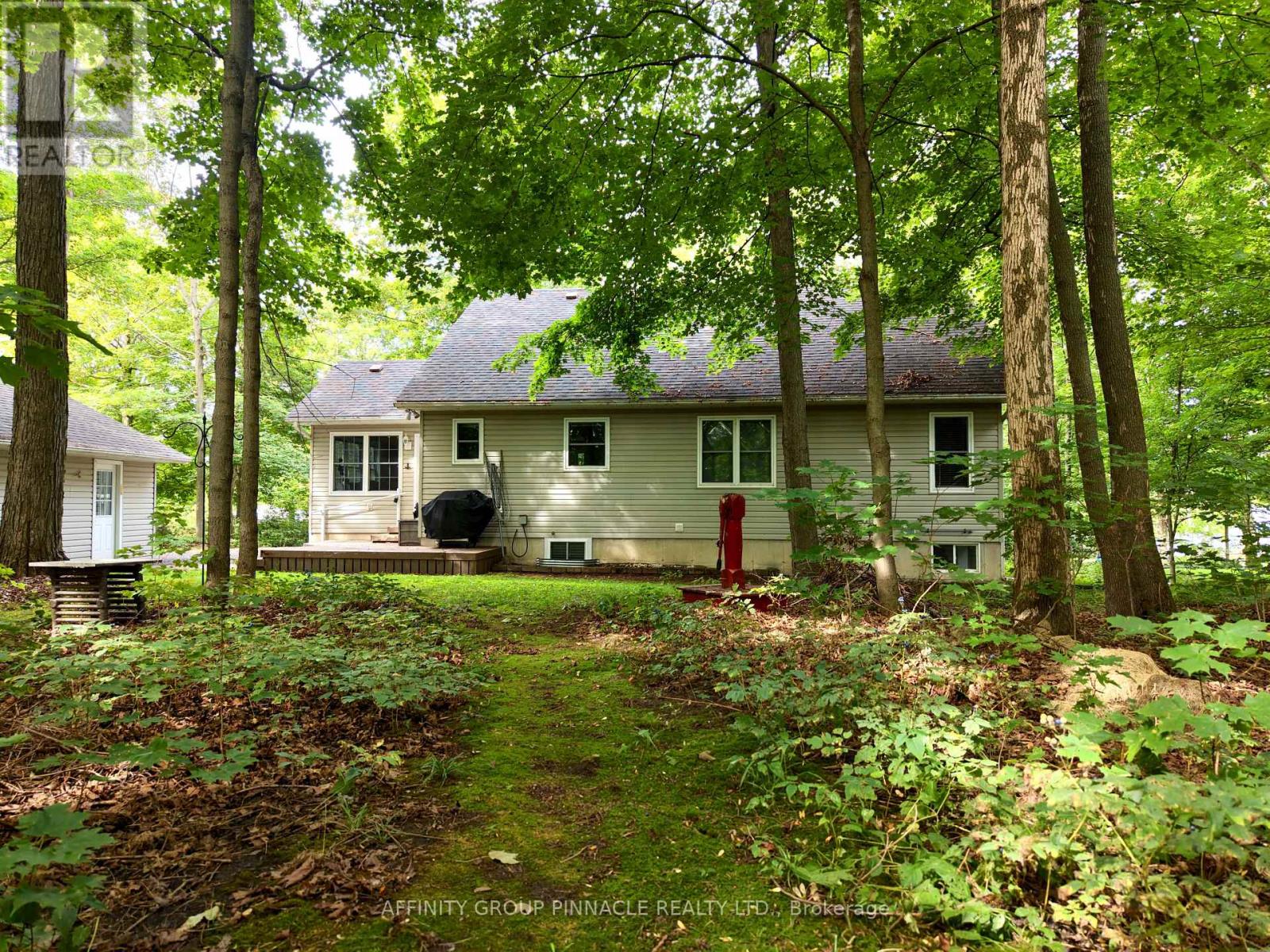 38 WESTVIEW DRIVE - 40