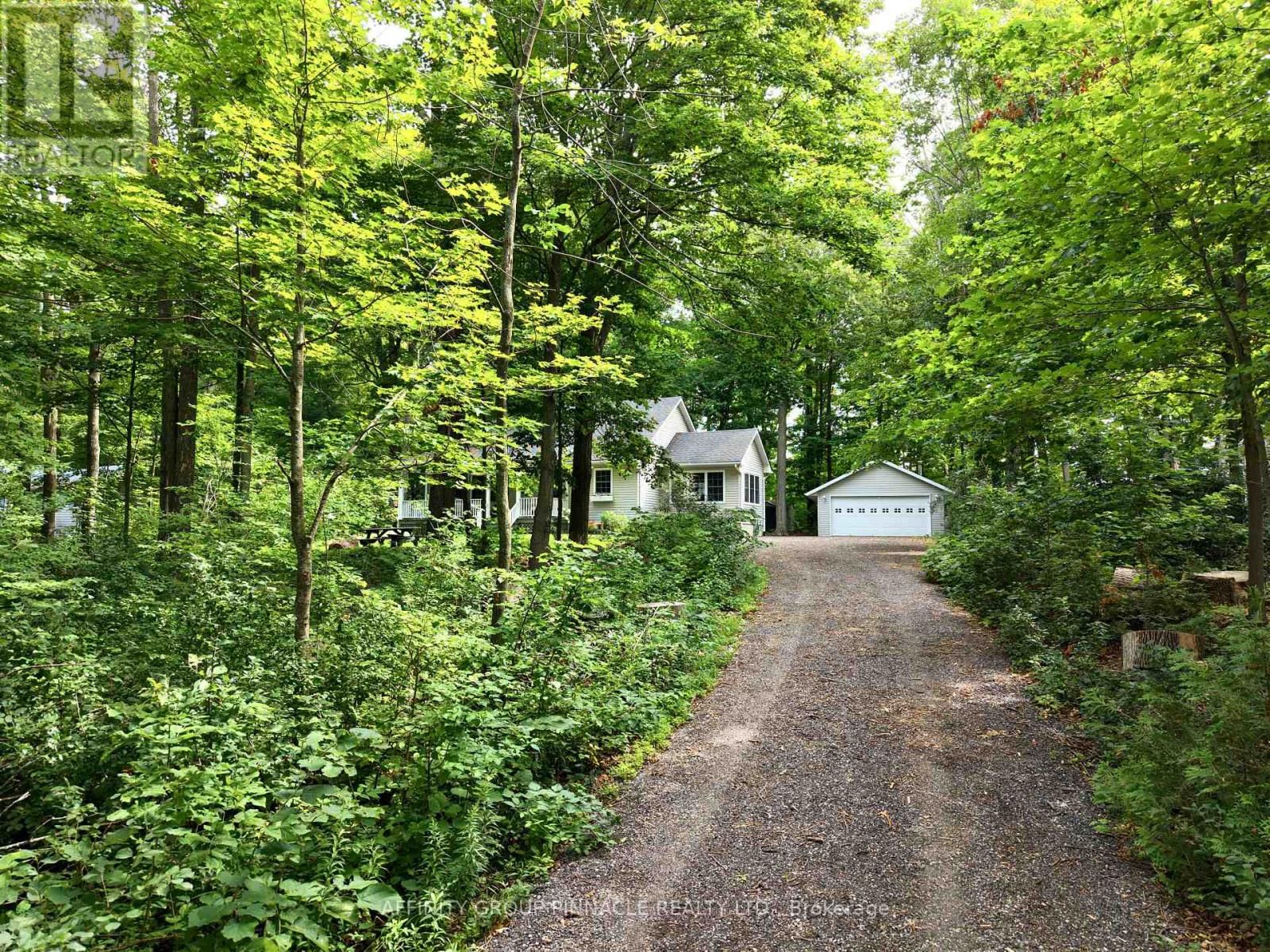 38 WESTVIEW DRIVE - 46