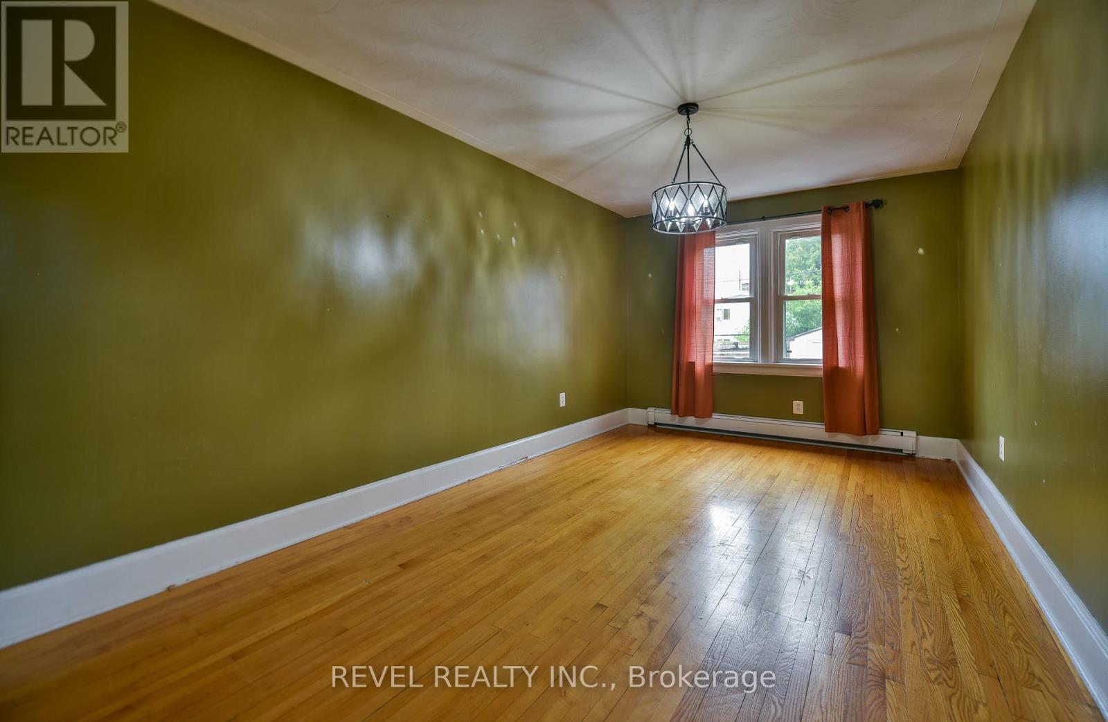 392 PATRICIA BOULEVARD - Image 14