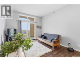 Primary Bedroom - 401 215 Lowe Road, Saskatoon, SK S7S1N1 Photo 6