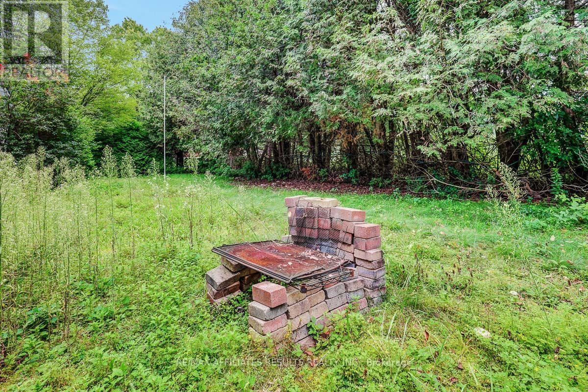 3326 LEROY STREET - Image 23