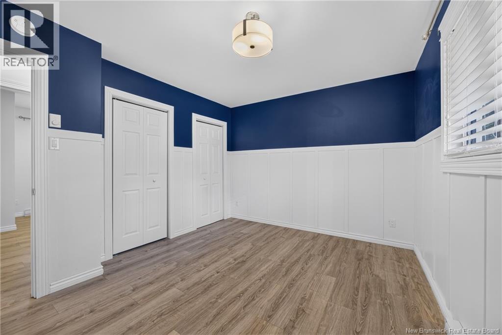 880 Glengarry Place - Image 13