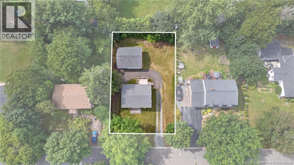 880 Glengarry Place - Image 41