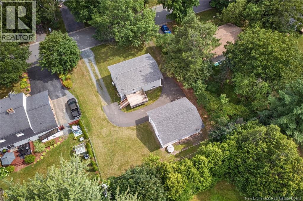 880 Glengarry Place - Image 42