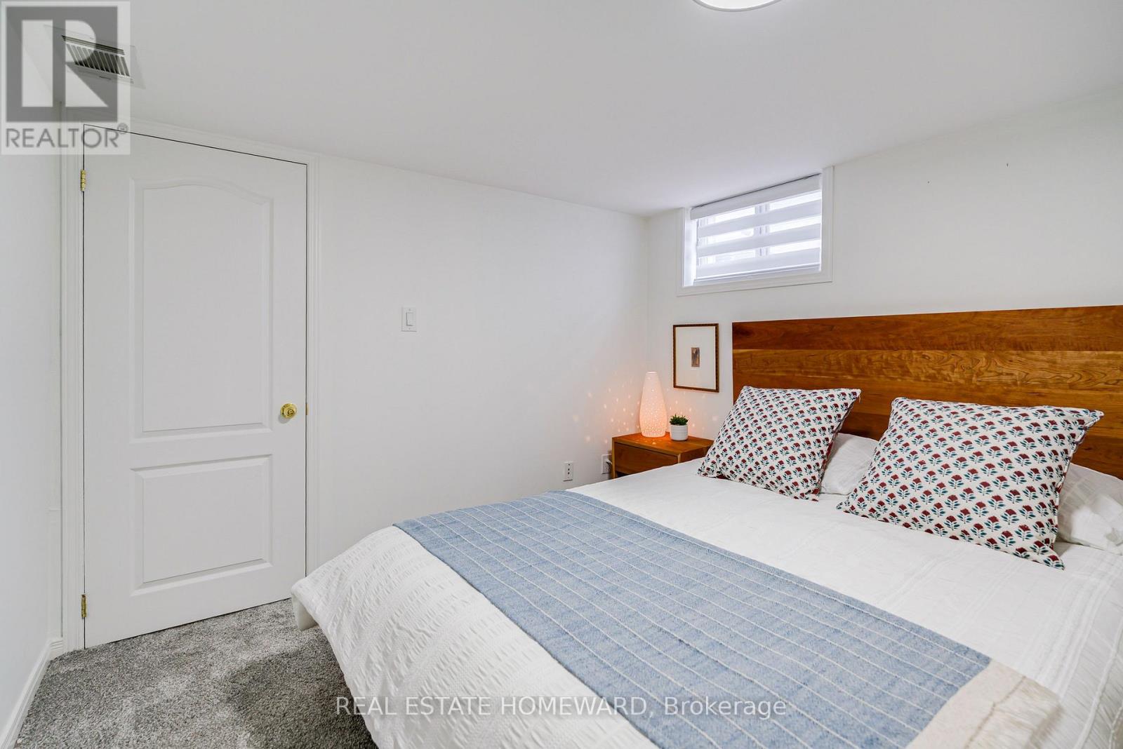 35 MEMORIAL PARK AVENUE - 15