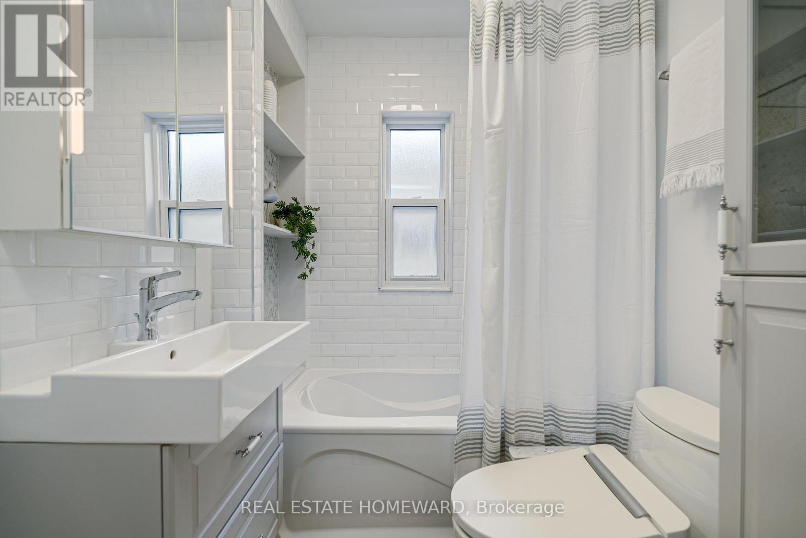 35 MEMORIAL PARK AVENUE - 9