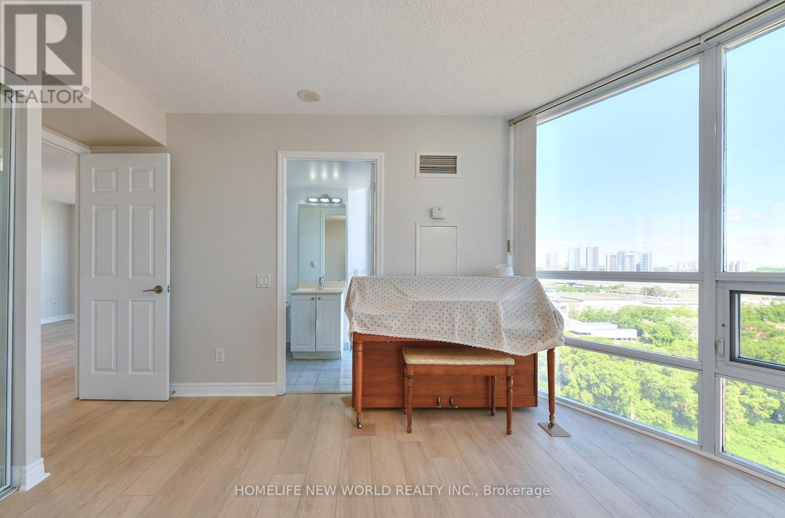 #1105 83 BOROUGH DRIVE - 18