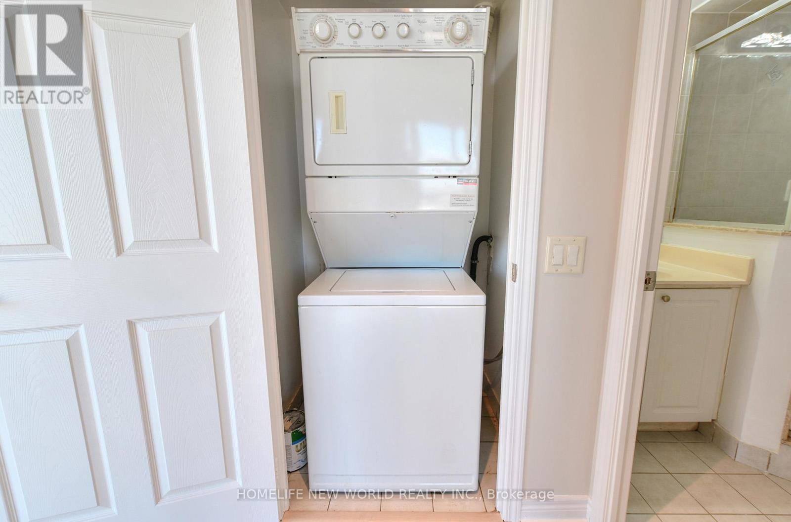 #1105 83 BOROUGH DRIVE - Image 28