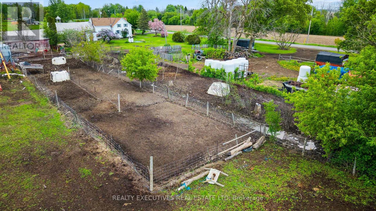 12689 RIVER ROAD - Image 41