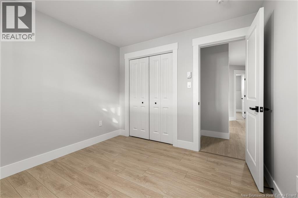 24 Violet Street - Image 24