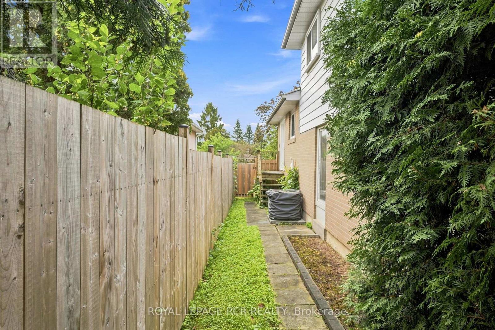101 HILL DRIVE - 39