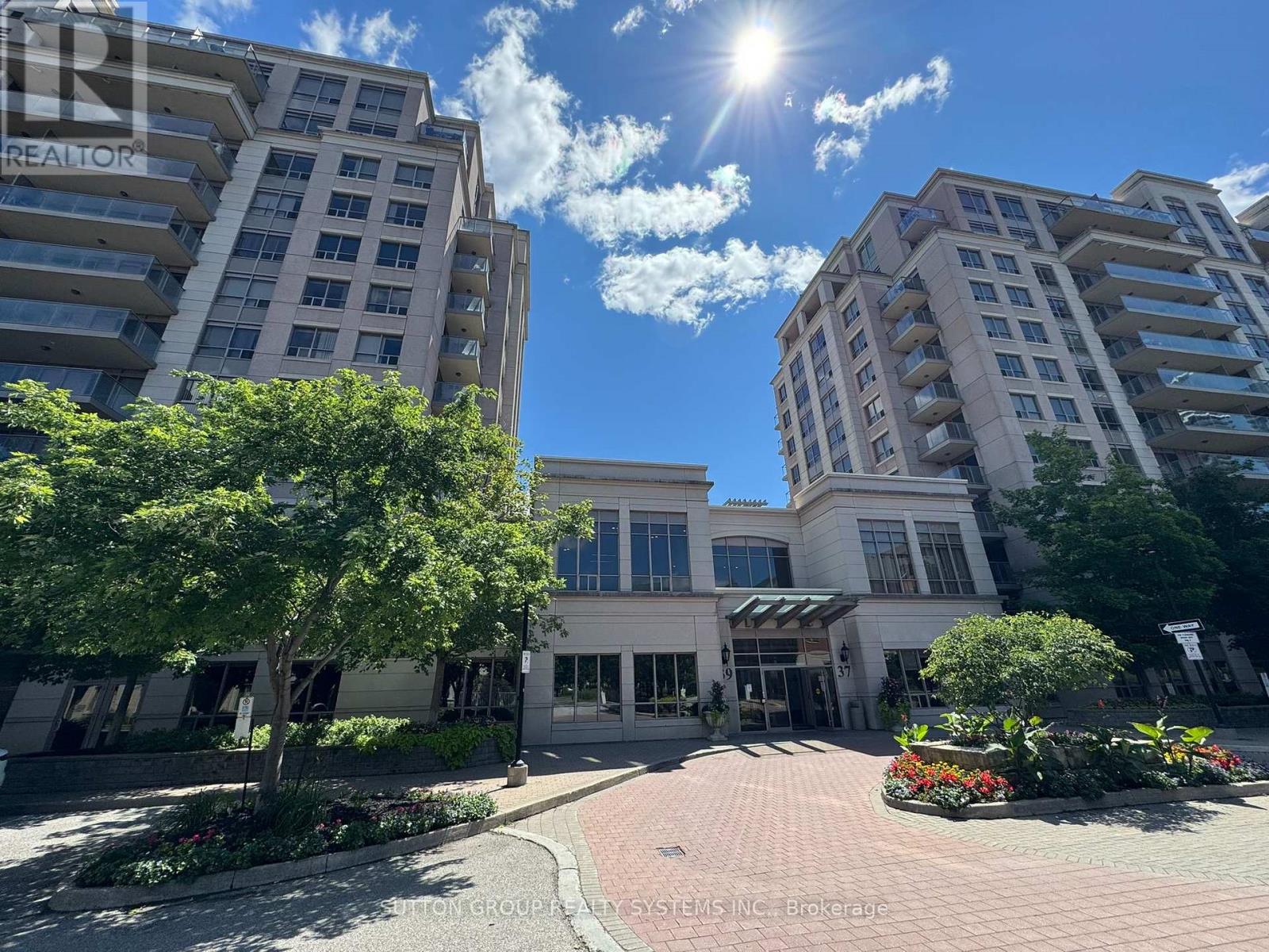 #LPH5 39 GALLERIA PARKWAY - 3