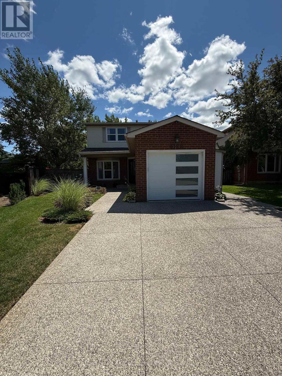Photo of 3122 Sandcliffe Court