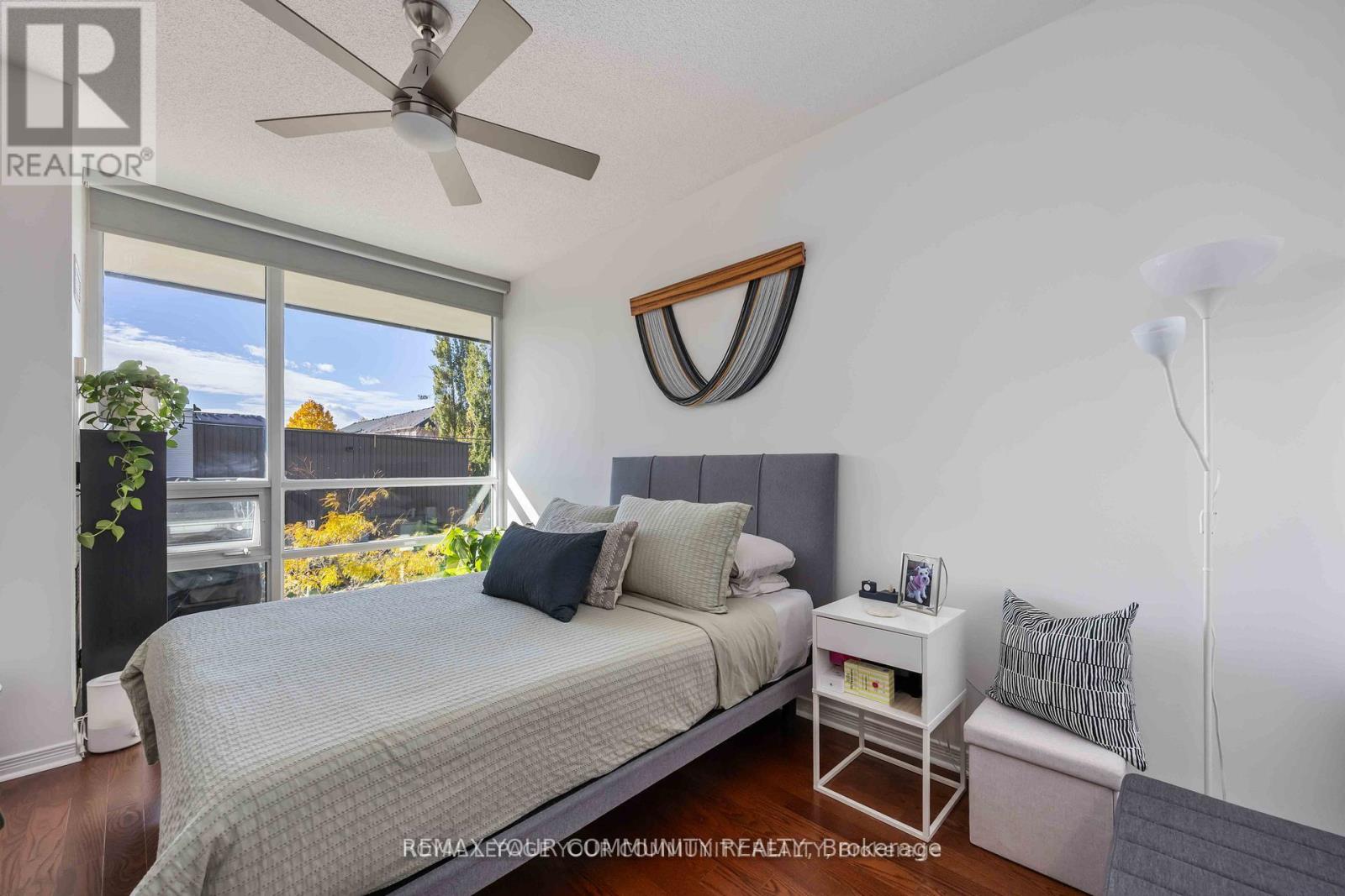 #102 15 LEGION ROAD - 28