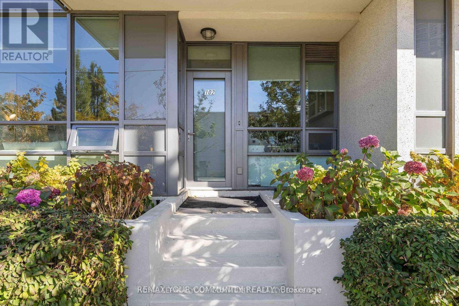 #102 15 LEGION ROAD - 4