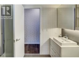 817 - 51 Trolley Crescent, Toronto, ON M5A0E9 Photo 23