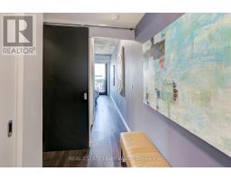 Bathroom - 817 - 51 Trolley Crescent, Toronto, ON M5A0E9 Photo 7