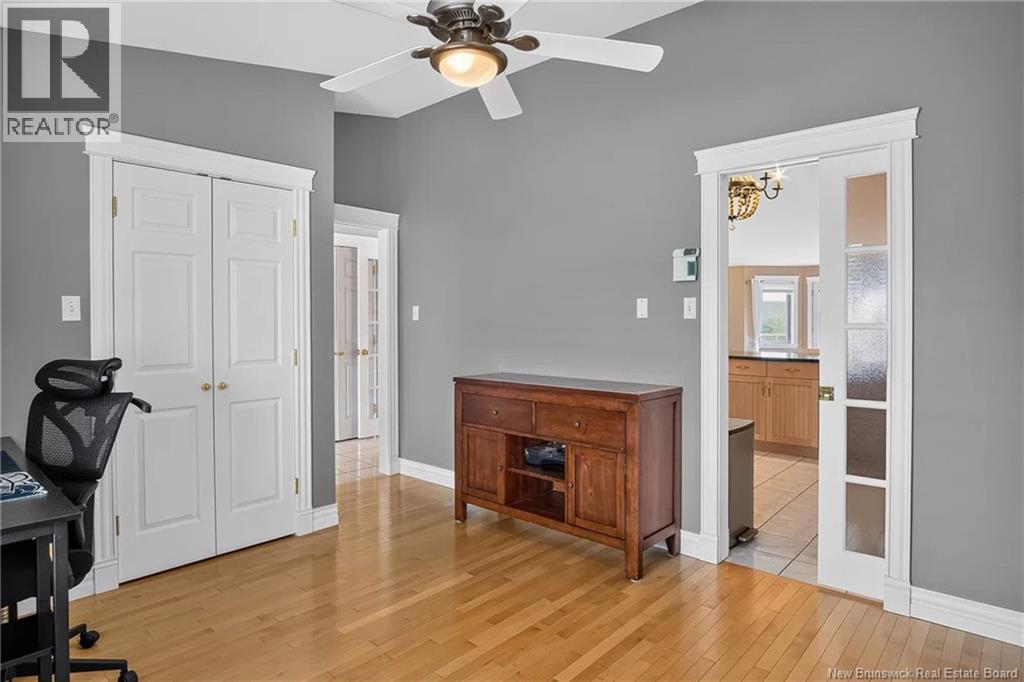 63 Merritt Hill Road - Image 18