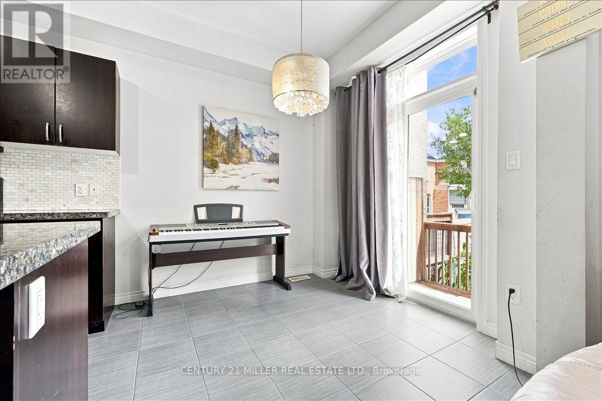 #30 90 RAYMOND ROAD - 14