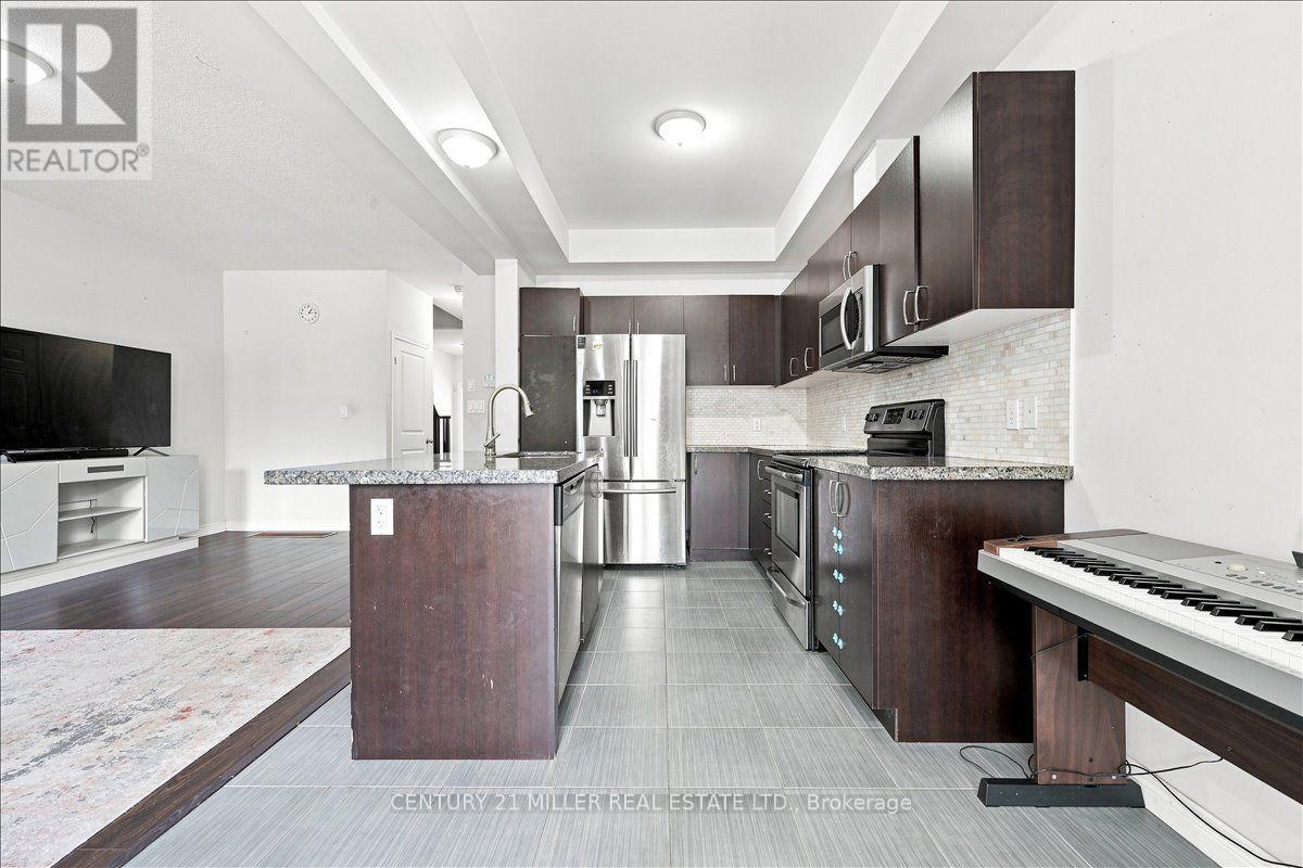 #30 90 RAYMOND ROAD - 17