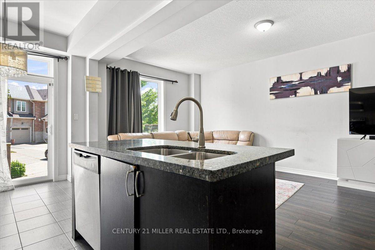 #30 90 RAYMOND ROAD - 22