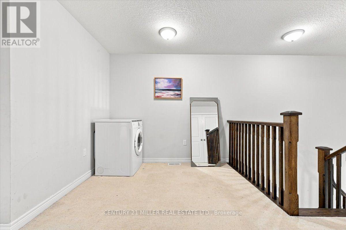 #30 90 RAYMOND ROAD - 26