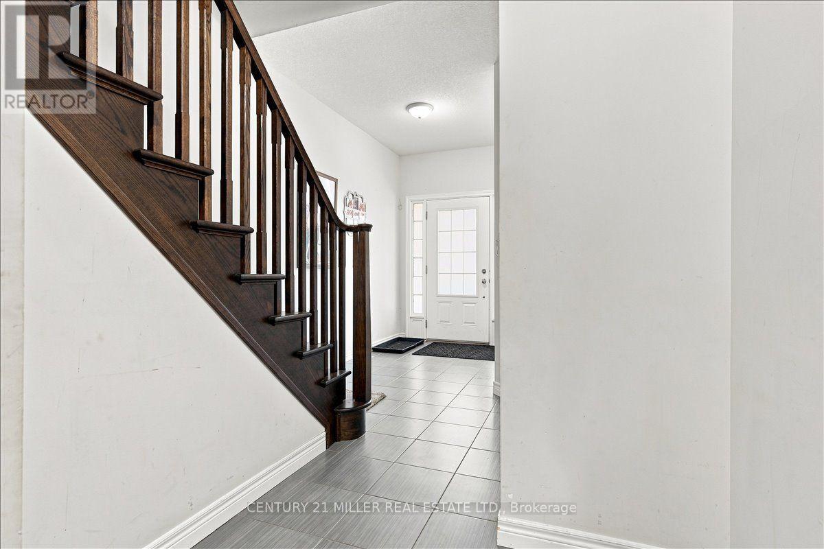 #30 90 RAYMOND ROAD - 5