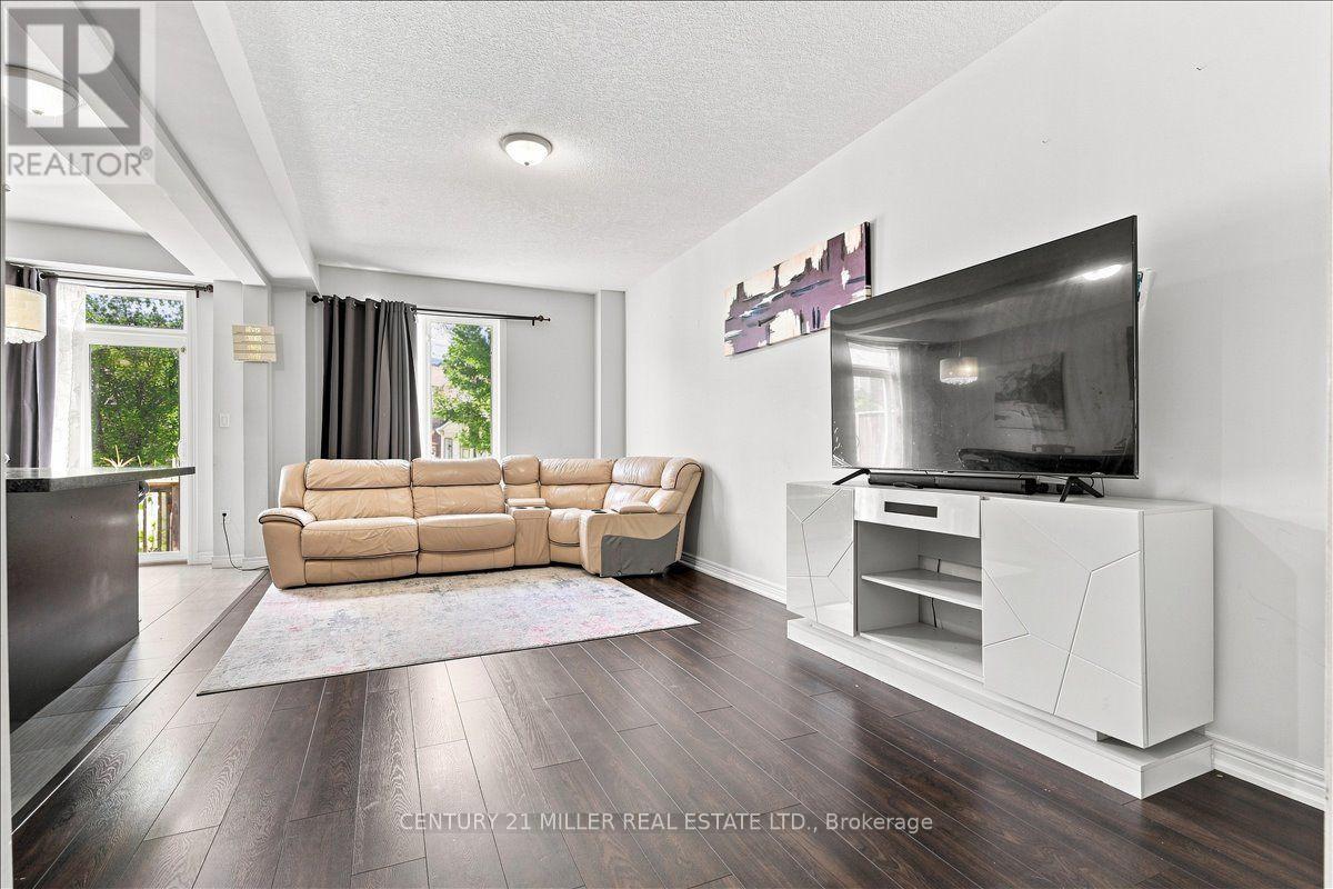 #30 90 RAYMOND ROAD - 8
