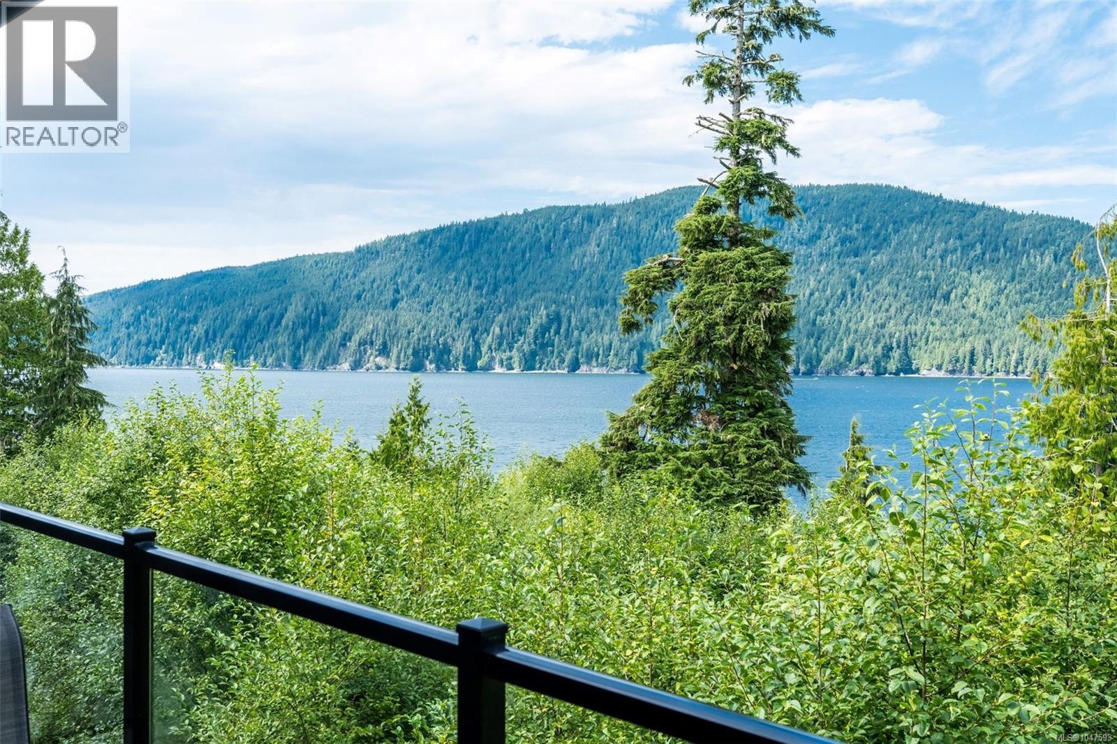 208B 6596 Baird Rd, Port Renfrew