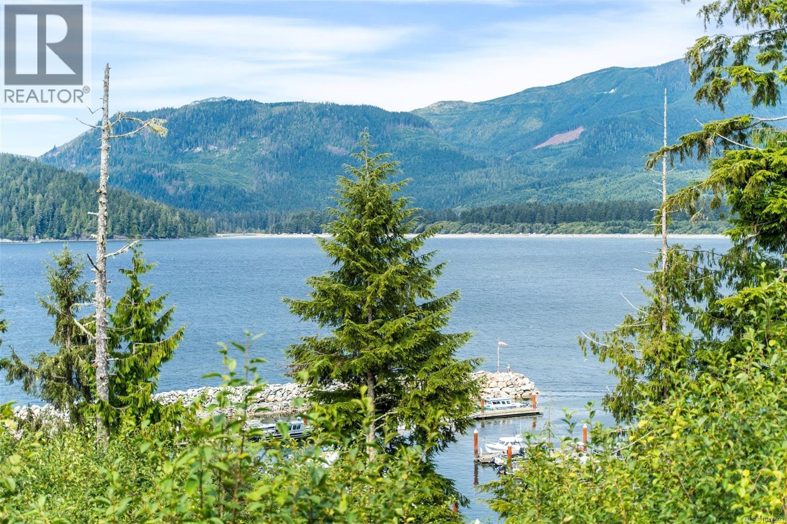 208B 6596 Baird Rd, Port Renfrew